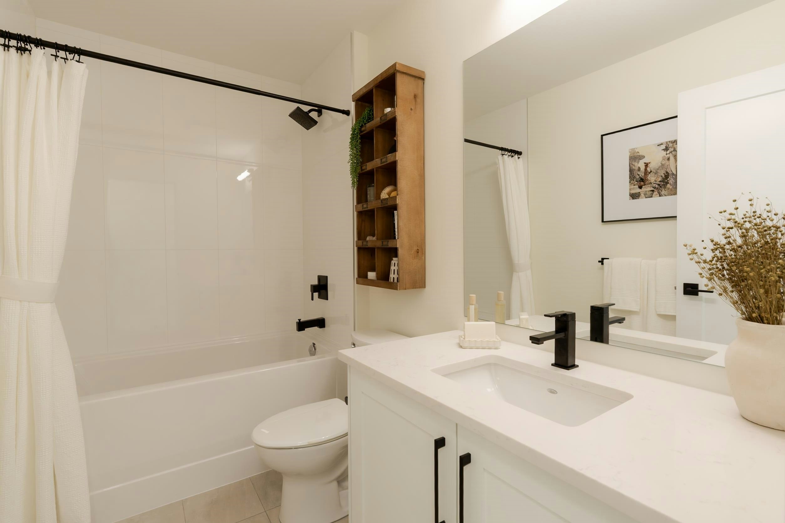 8409 207a Street, Langley, BC, V2Y 2B6 - 9