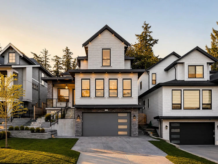 16633 Bell Road, Surrey, BC, V3S 1H7 - 2