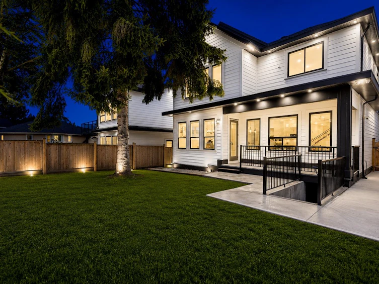 16633 Bell Road, Surrey, BC, V3S 1H7 - 3