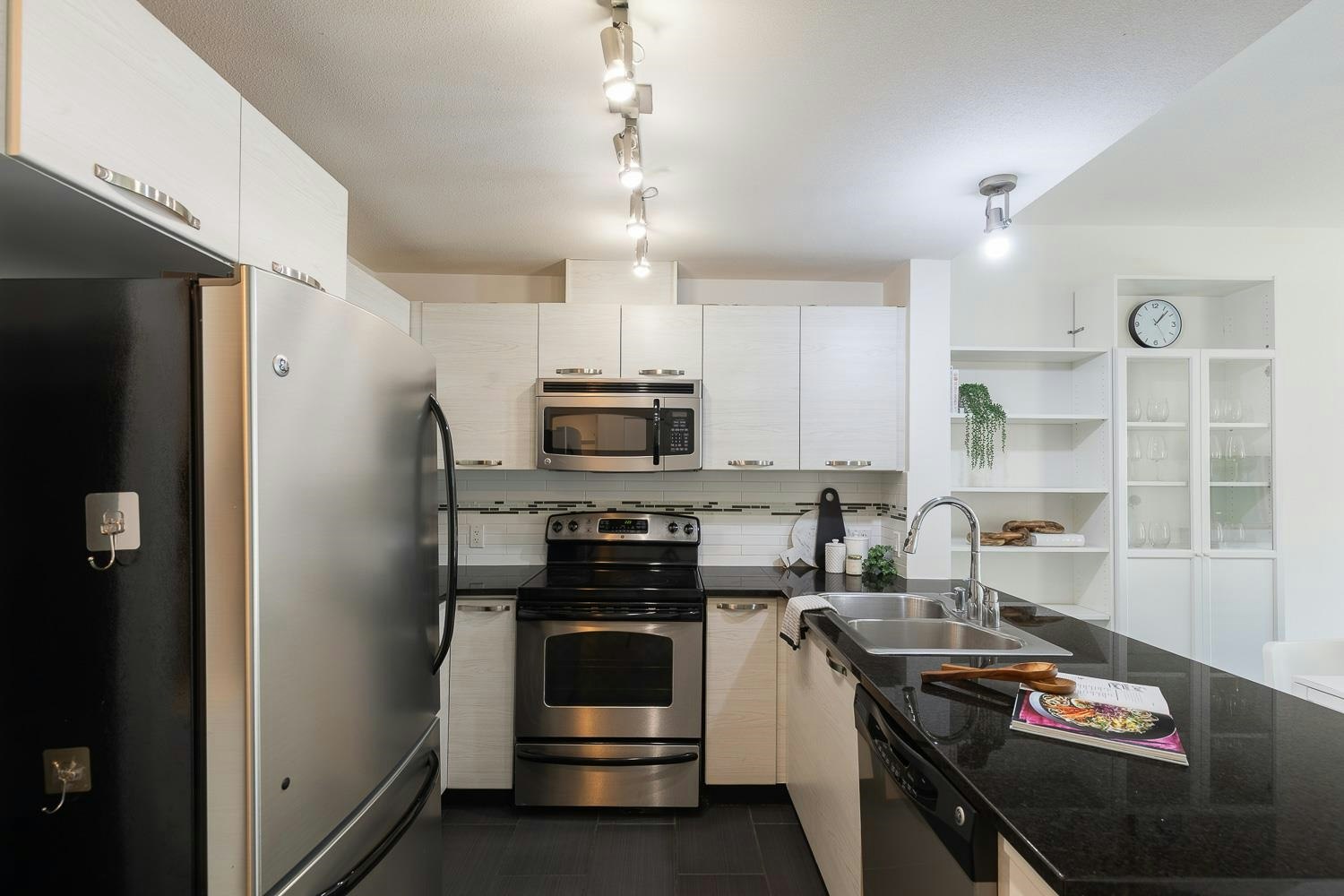 314-7418 Byrnepark Walk - 3