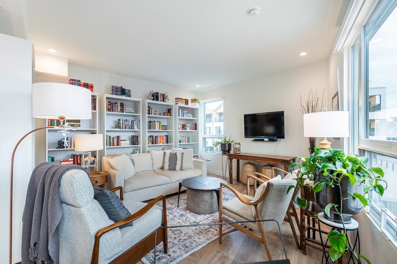 12-6340 Market Avenue, Delta, BC, V4L 0B1 - 4