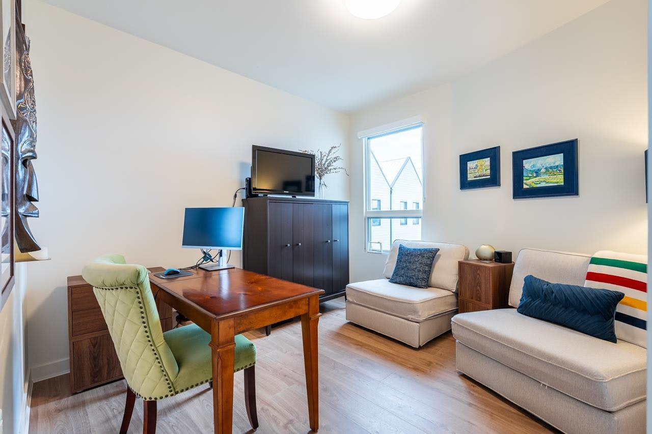 12-6340 Market Avenue, Delta, BC, V4L 0B1 - 12