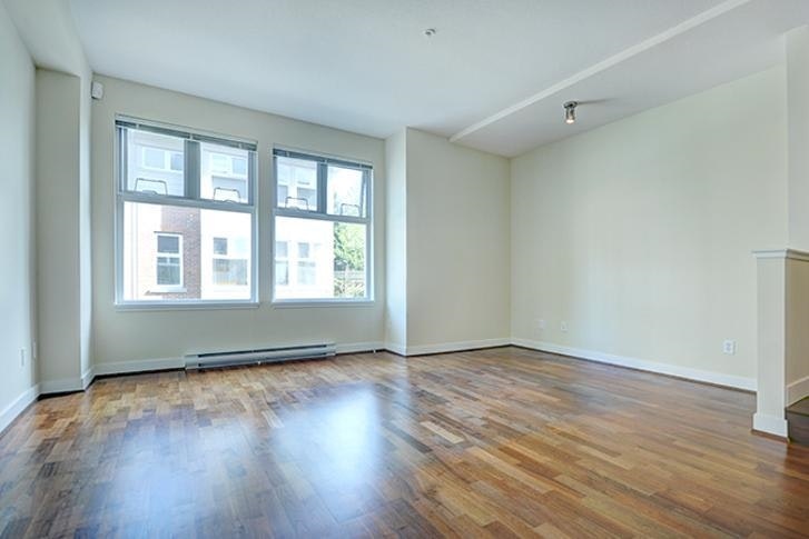 6558 Arbutus Street, Vancouver, BC, V6P 5S5 - 6