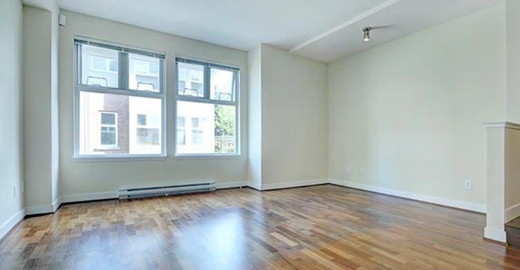6558 Arbutus Street, Vancouver, BC, V6P 5S5 - 6