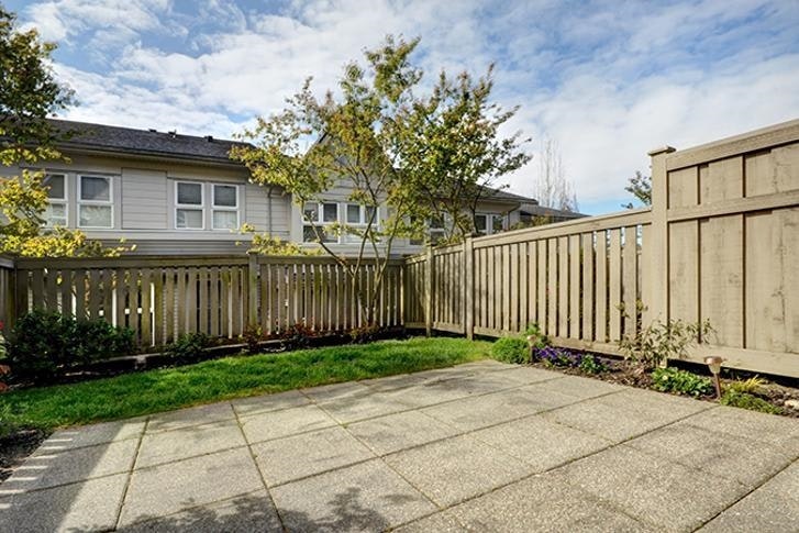 6558 Arbutus Street, Vancouver, BC, V6P 5S5 - 2