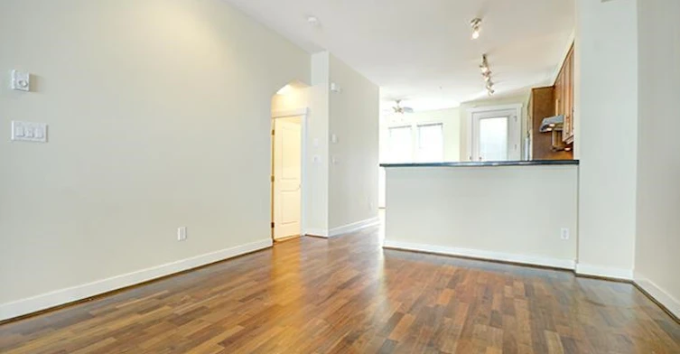6558 Arbutus Street, Vancouver, BC, V6P 5S5 - 11
