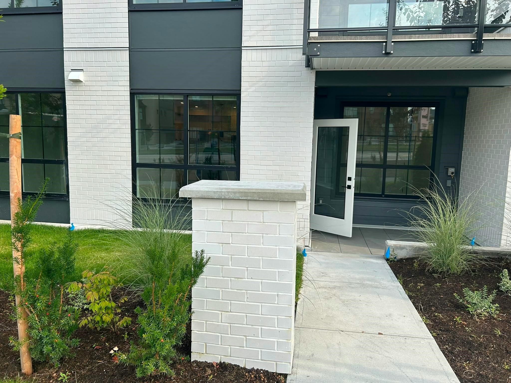 113-2425 166 Street, Surrey, BC, V3Z 1K7 - 2