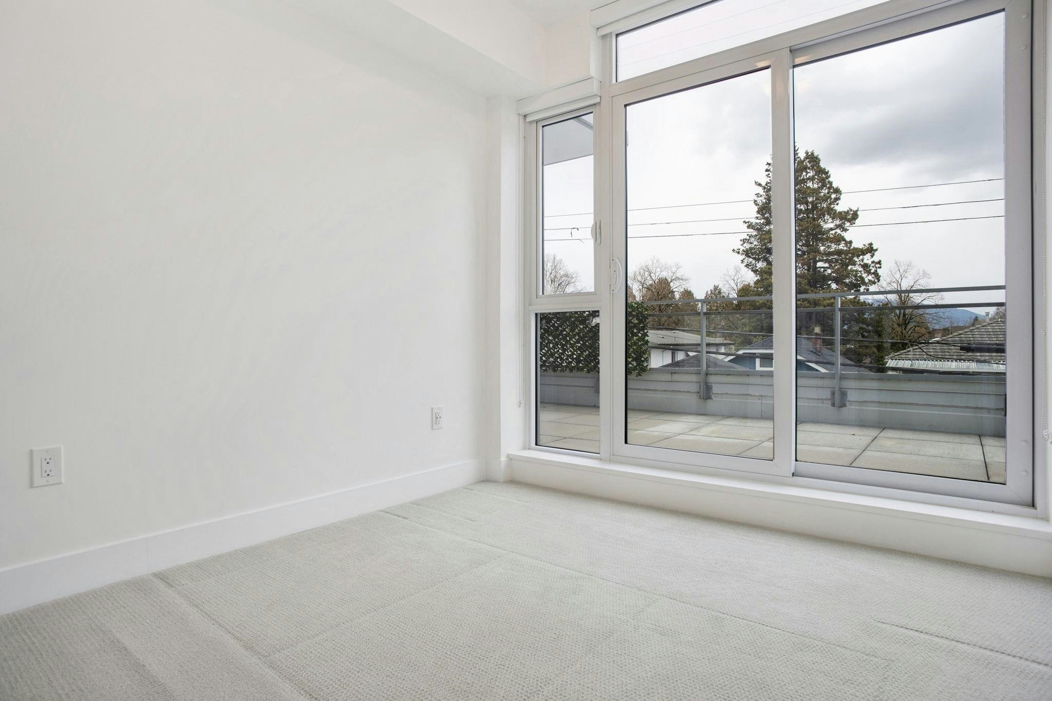 302-2455 Kingsway, Vancouver, BC, V5R 5G8 - 12