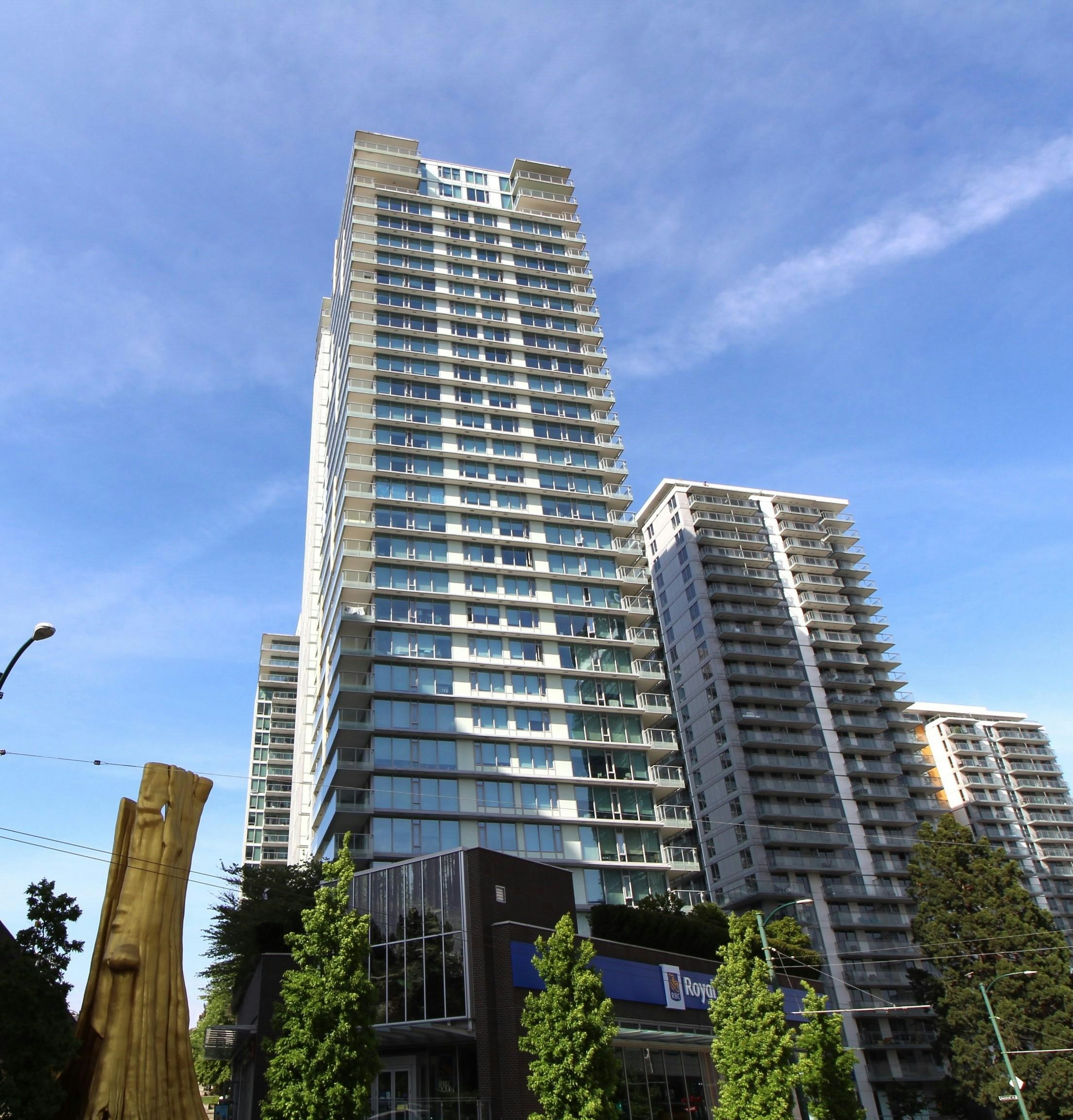 3204-8131 Nunavut Lane, Vancouver, BC, V5X 0E2