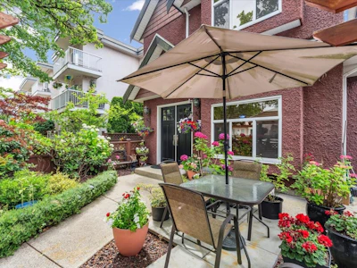 546 E 44th Avenue - 4