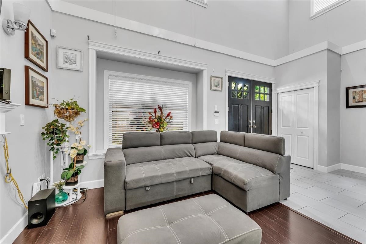 546 E 44th Avenue, Vancouver, BC, V5W 1W5 - 8