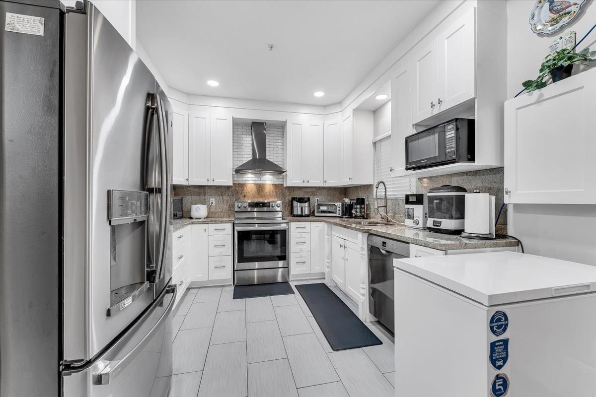 546 E 44th Avenue, Vancouver, BC, V5W 1W5 - 13
