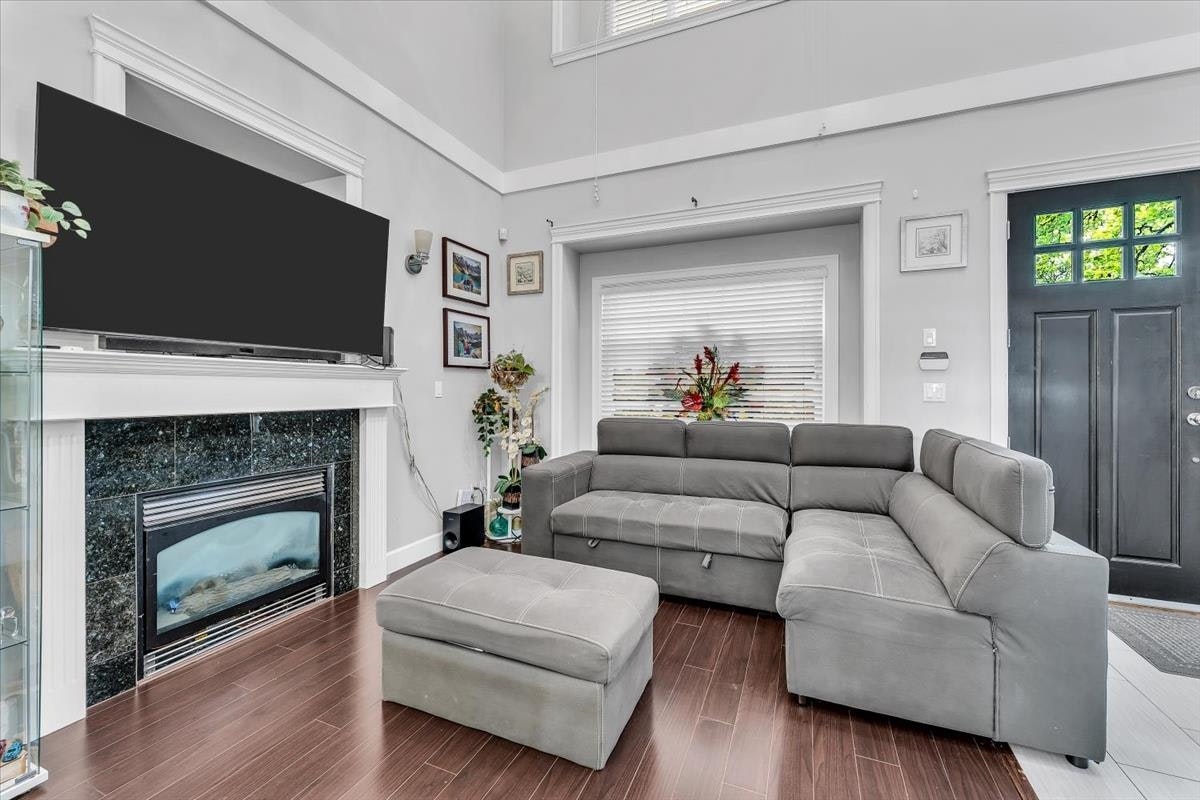 546 E 44th Avenue, Vancouver, BC, V5W 1W5 - 7