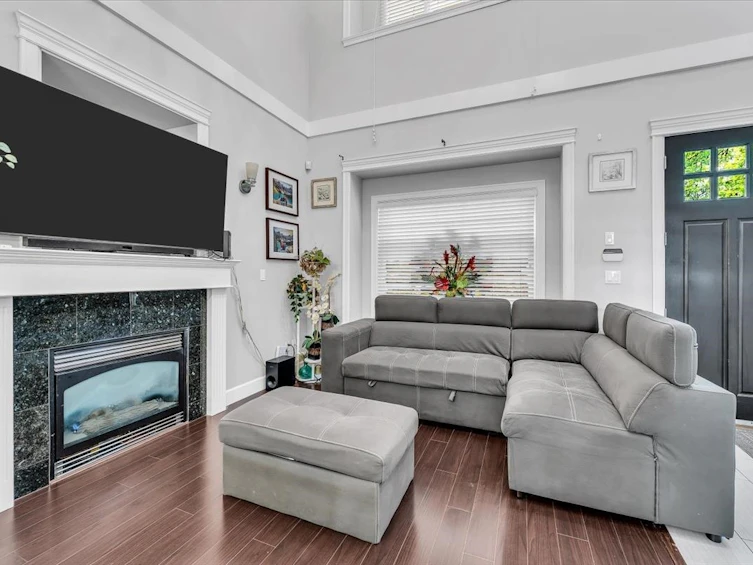 546 E 44th Avenue, Vancouver, BC, V5W 1W5 - 7