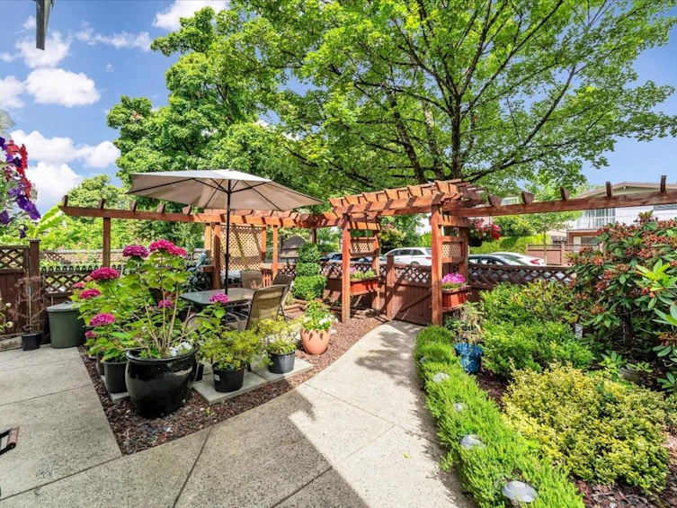 546 E 44th Avenue, Vancouver, BC, V5W 1W5 - 3