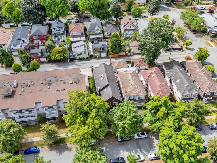 546 E 44th Avenue, Vancouver, BC, V5W 1W5 - 30