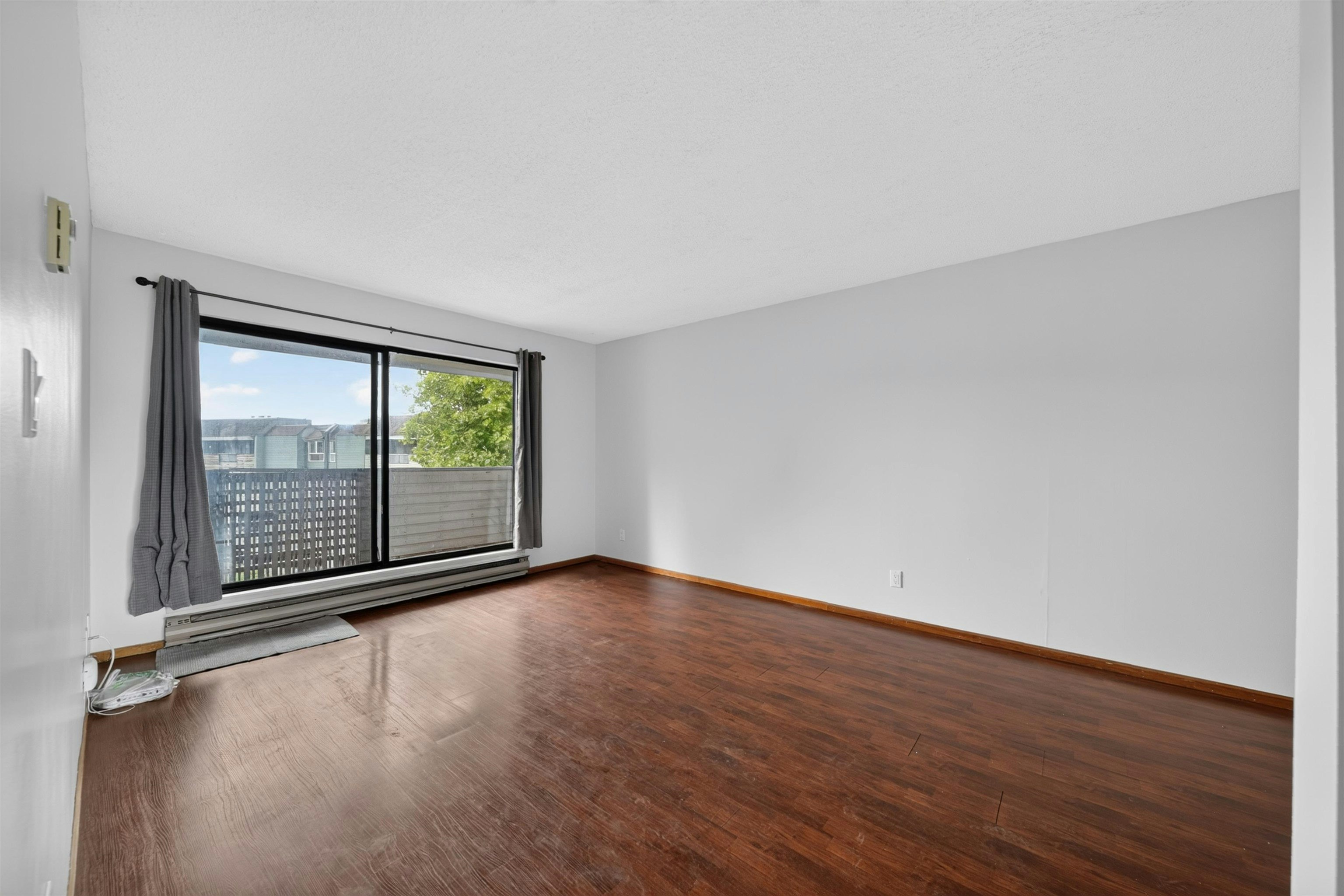 322-8700 Ackroyd Road, Richmond, BC, V6X 3G2 - 3