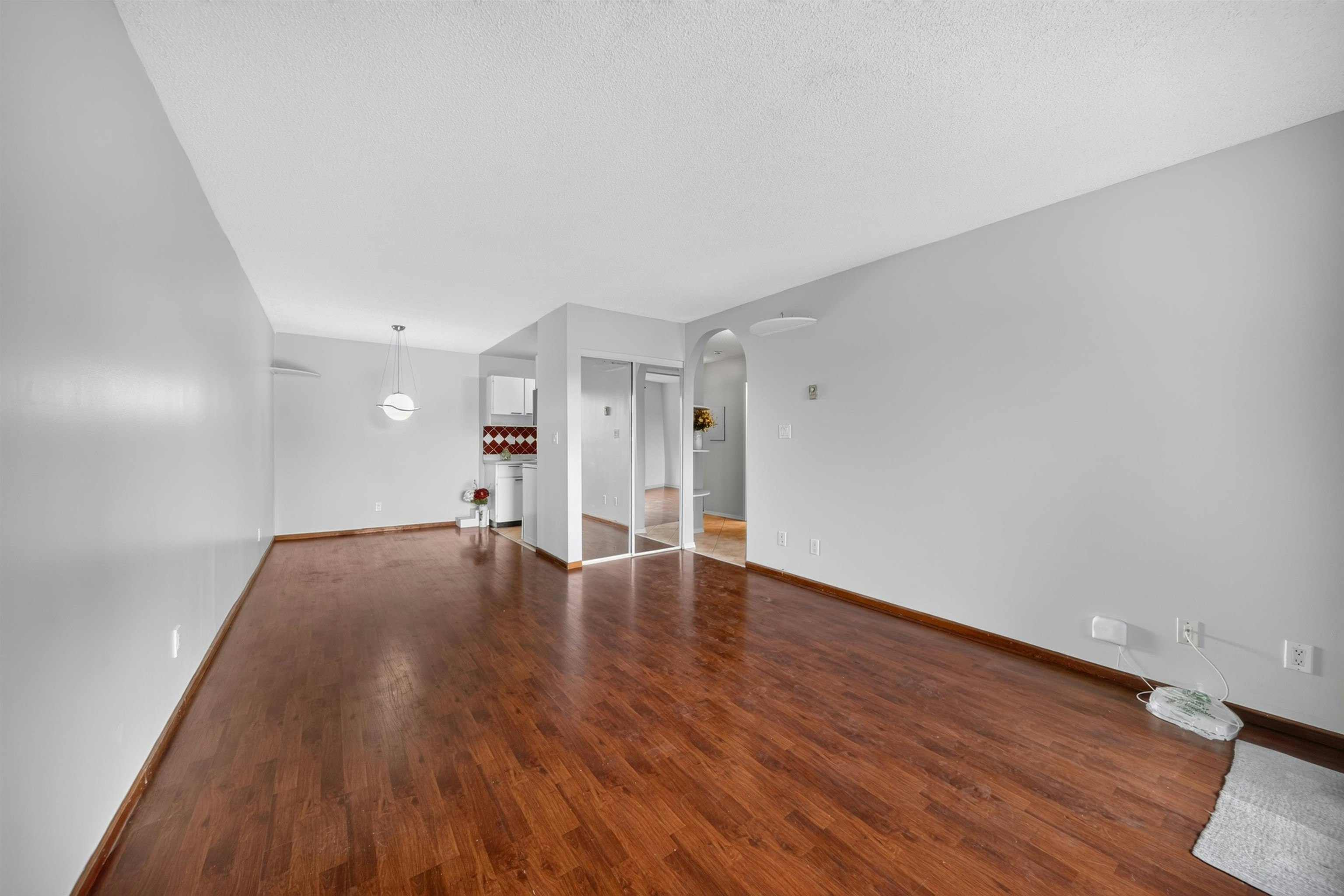 322-8700 Ackroyd Road, Richmond, BC, V6X 3G2 - 4