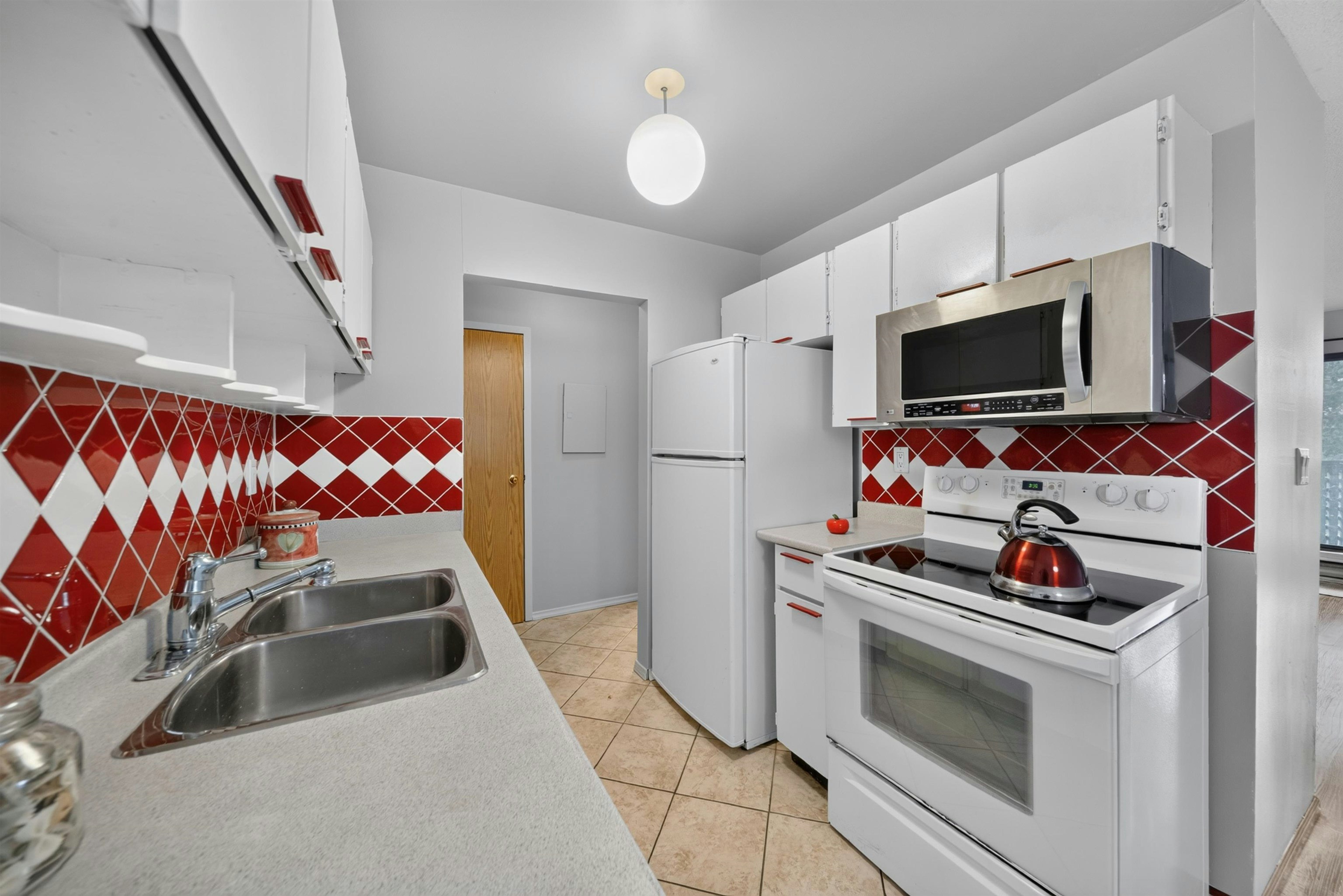 322-8700 Ackroyd Road, Richmond, BC, V6X 3G2 - 6