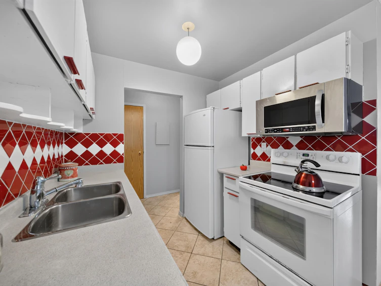 322-8700 Ackroyd Road, Richmond, BC, V6X 3G2 - 6