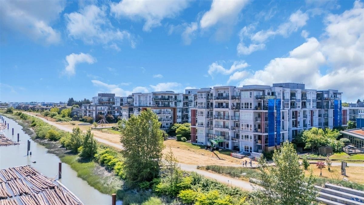 503-10033 River Drive - 4