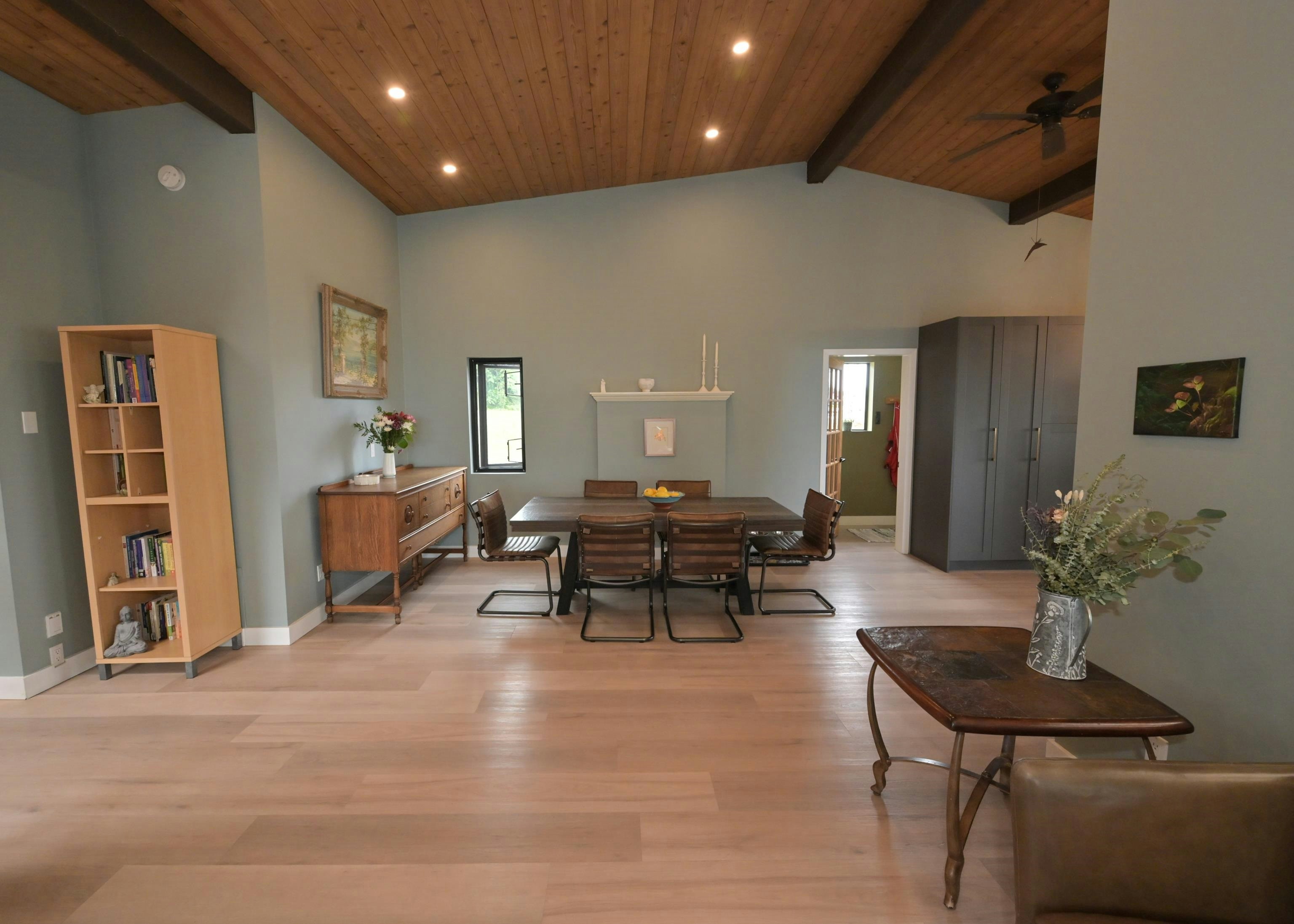 5125 Salal Road - 5