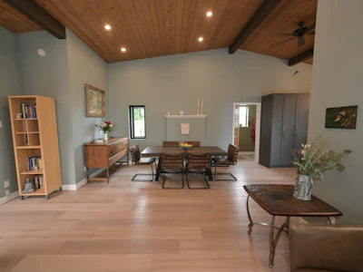 5125 Salal Road - 5