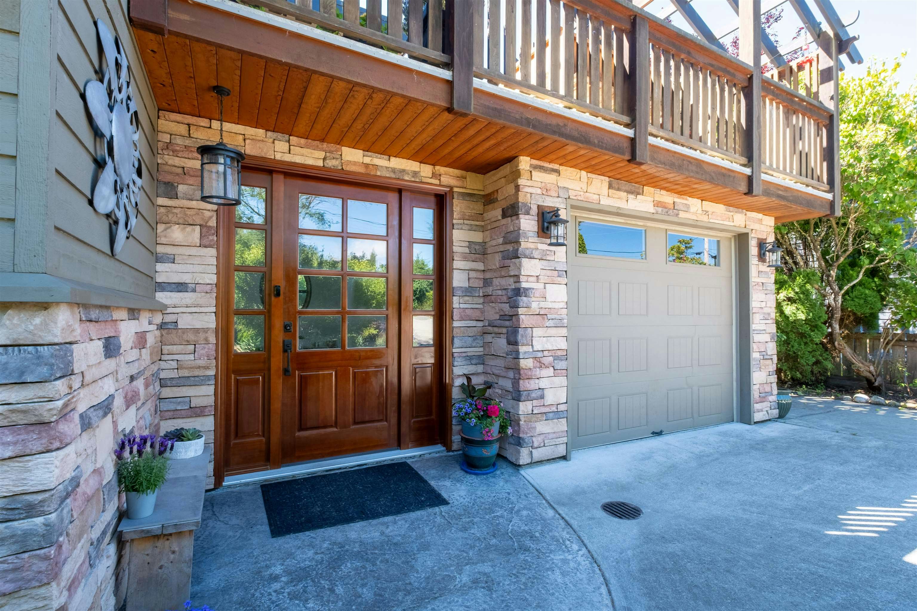 5125 Salal Road - 2