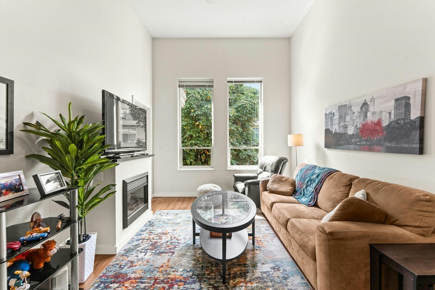 402-245 Ross Drive - 2