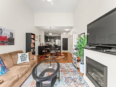 402-245 Ross Drive - 5