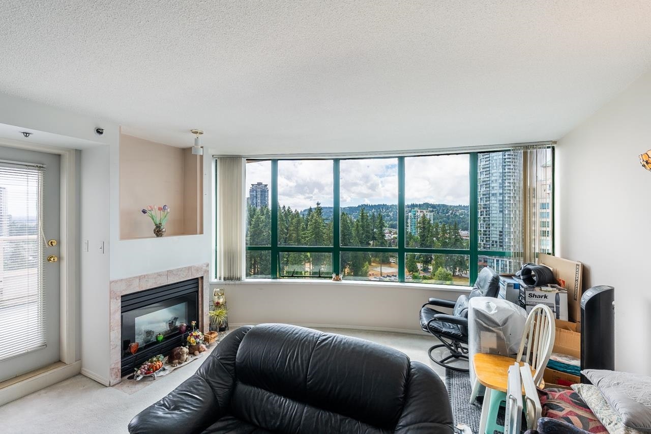 1602-1189 Eastwood Street - 5