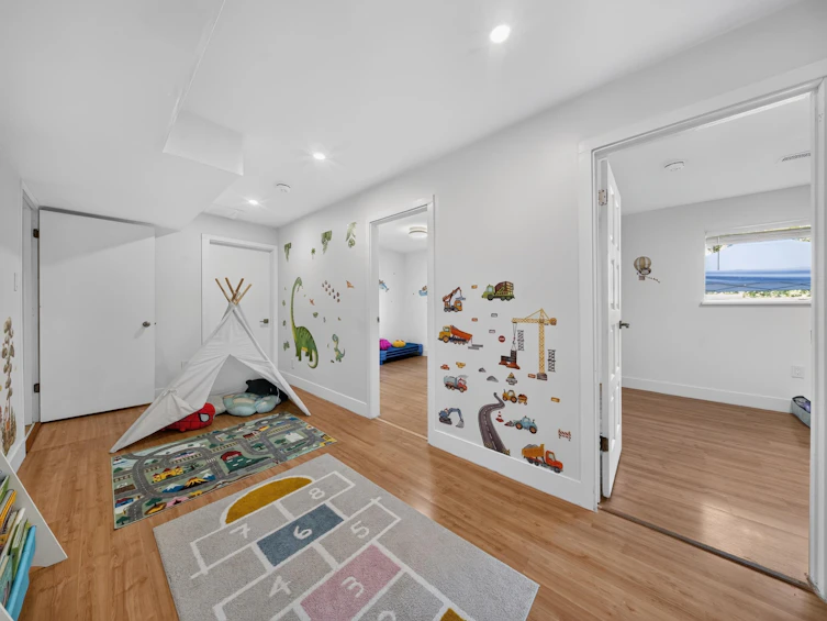 2322 Kirkstone Road, North Vancouver, BC, V7J 3M3 - 30