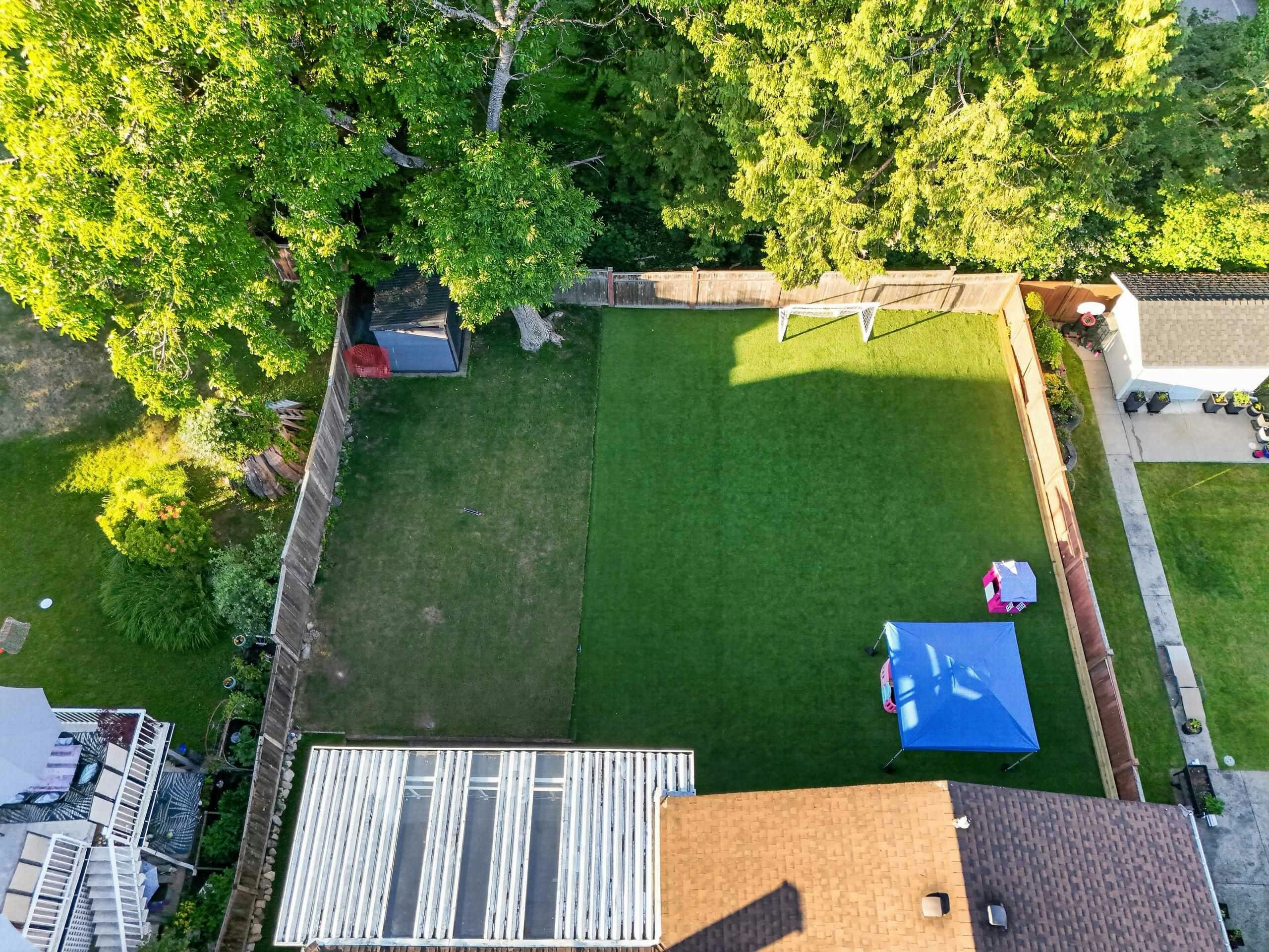 2322 Kirkstone Road, North Vancouver, BC, V7J 3M3 - 38