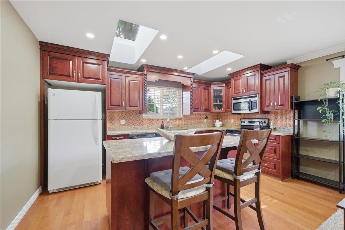 7694 Buller Avenue, Burnaby, BC, V5J 4S9 - 17