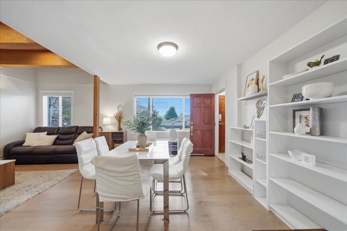 7694 Buller Avenue, Burnaby, BC, V5J 4S9 - 7