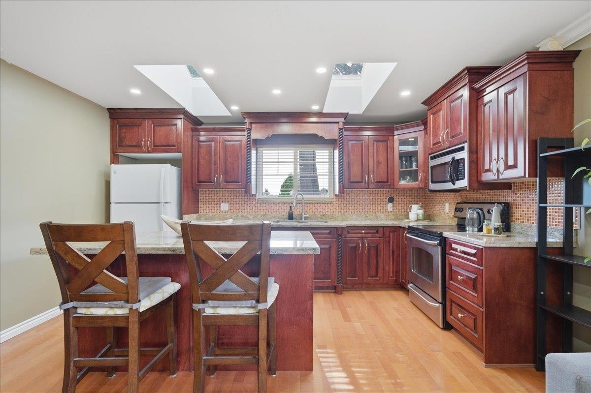 7694 Buller Avenue, Burnaby, BC, V5J 4S9 - 18