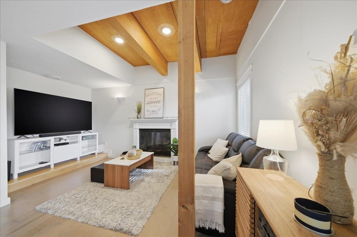 7694 Buller Avenue - 4