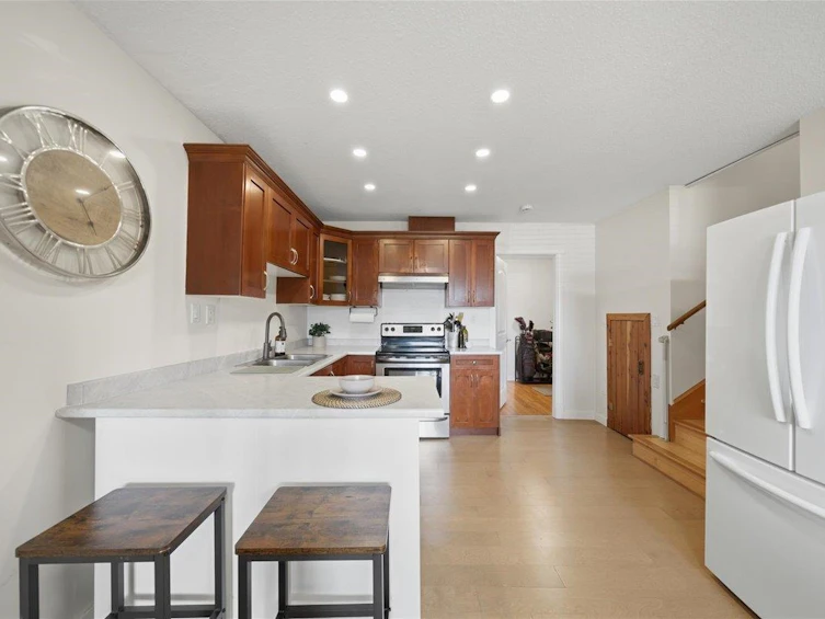 7694 Buller Avenue, Burnaby, BC, V5J 4S9 - 5