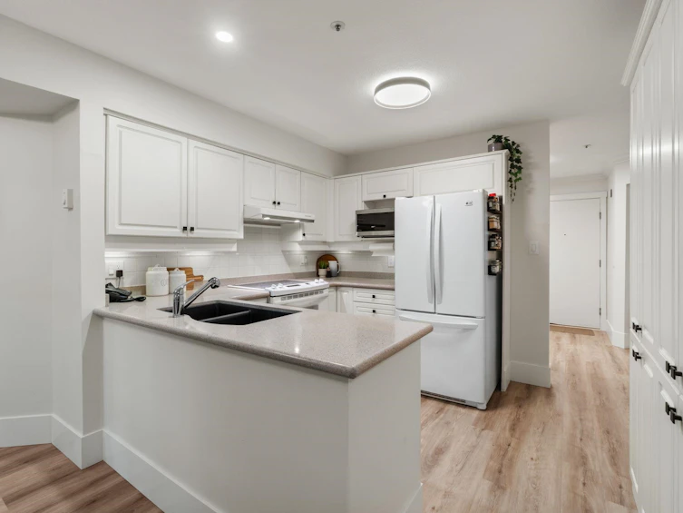 104-180 Ravine Drive, Port Moody, BC, V3H 4Z3 - 10