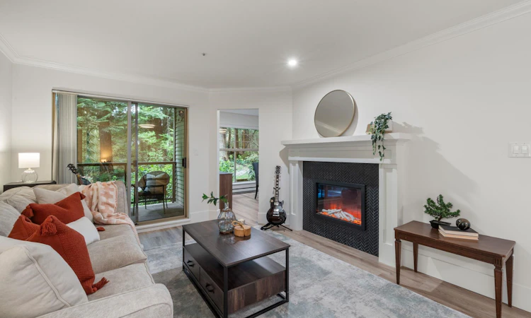 104-180 Ravine Drive