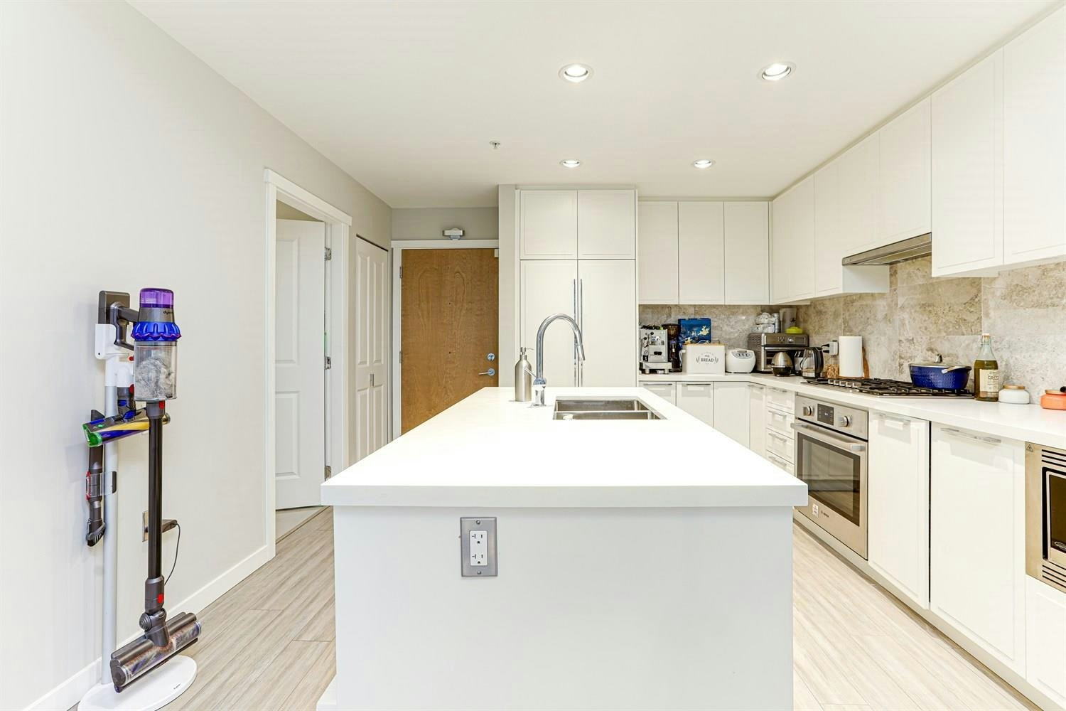 108-3188 Riverwalk Avenue, Vancouver, BC, V5S 0E7 - 9
