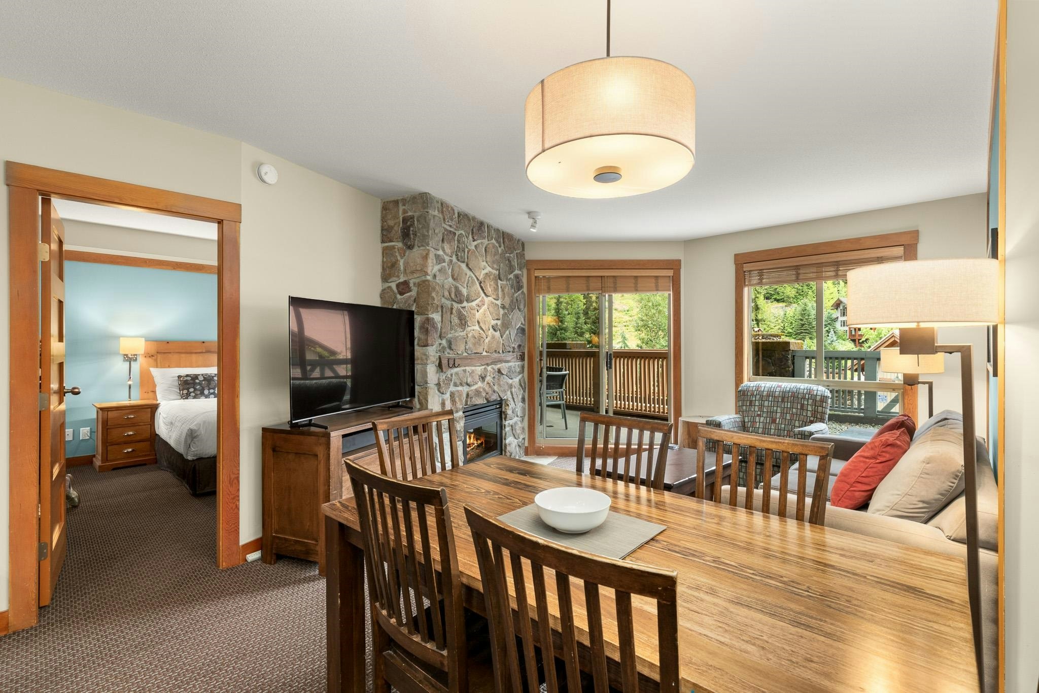 323C-2036 London Lane - 5