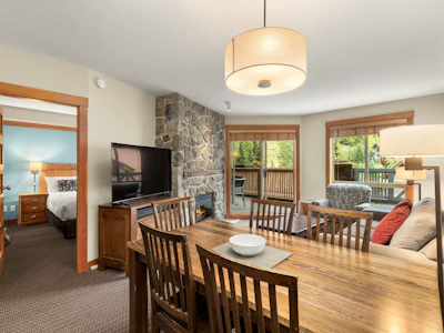 323C-2036 London Lane - 5