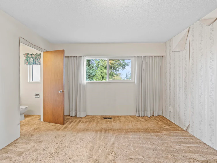 13025 107 Avenue, Surrey, BC, V3T 2G2 - 12