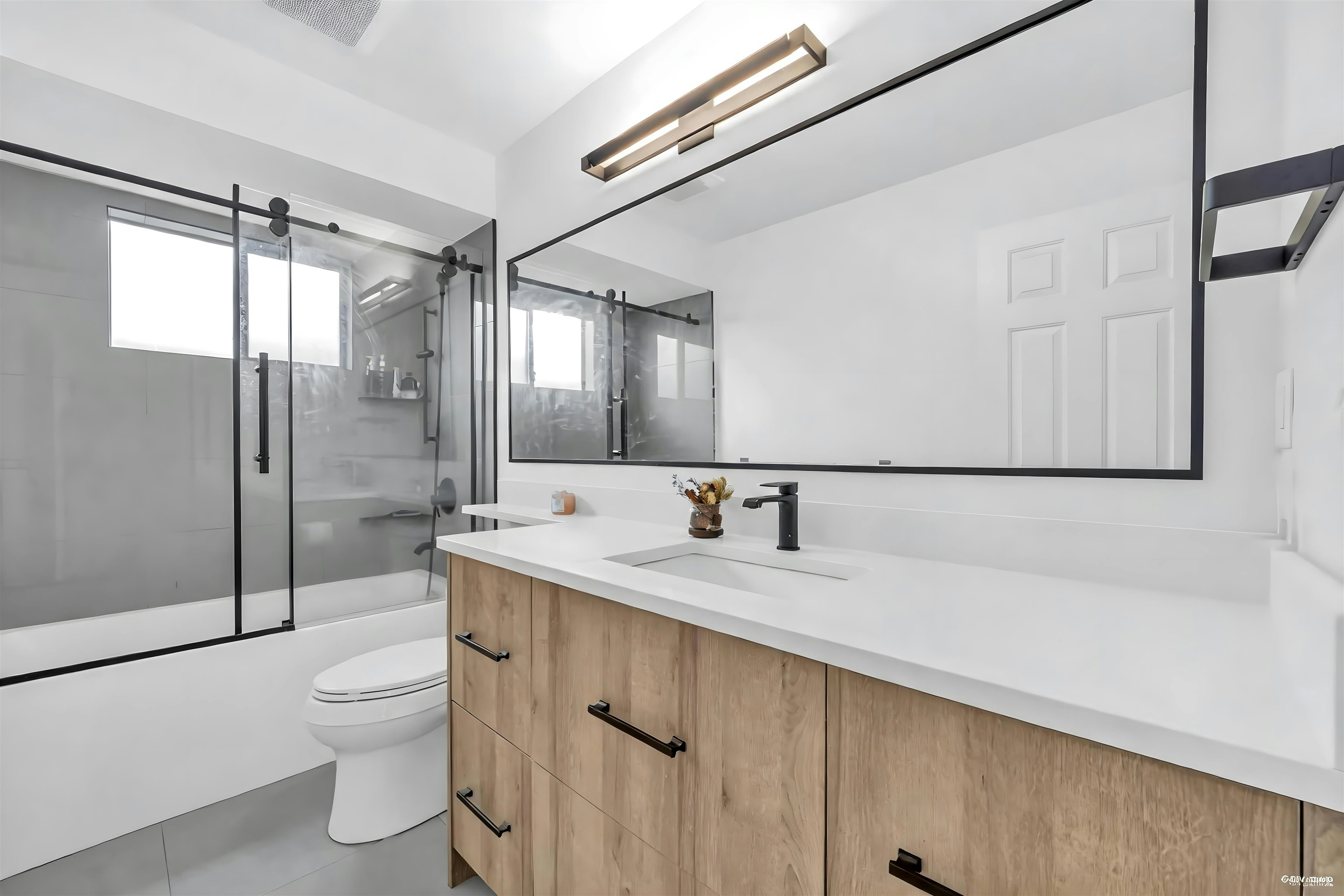 6939 Dumfries Street, Vancouver, BC, V5P 3C1 - 9