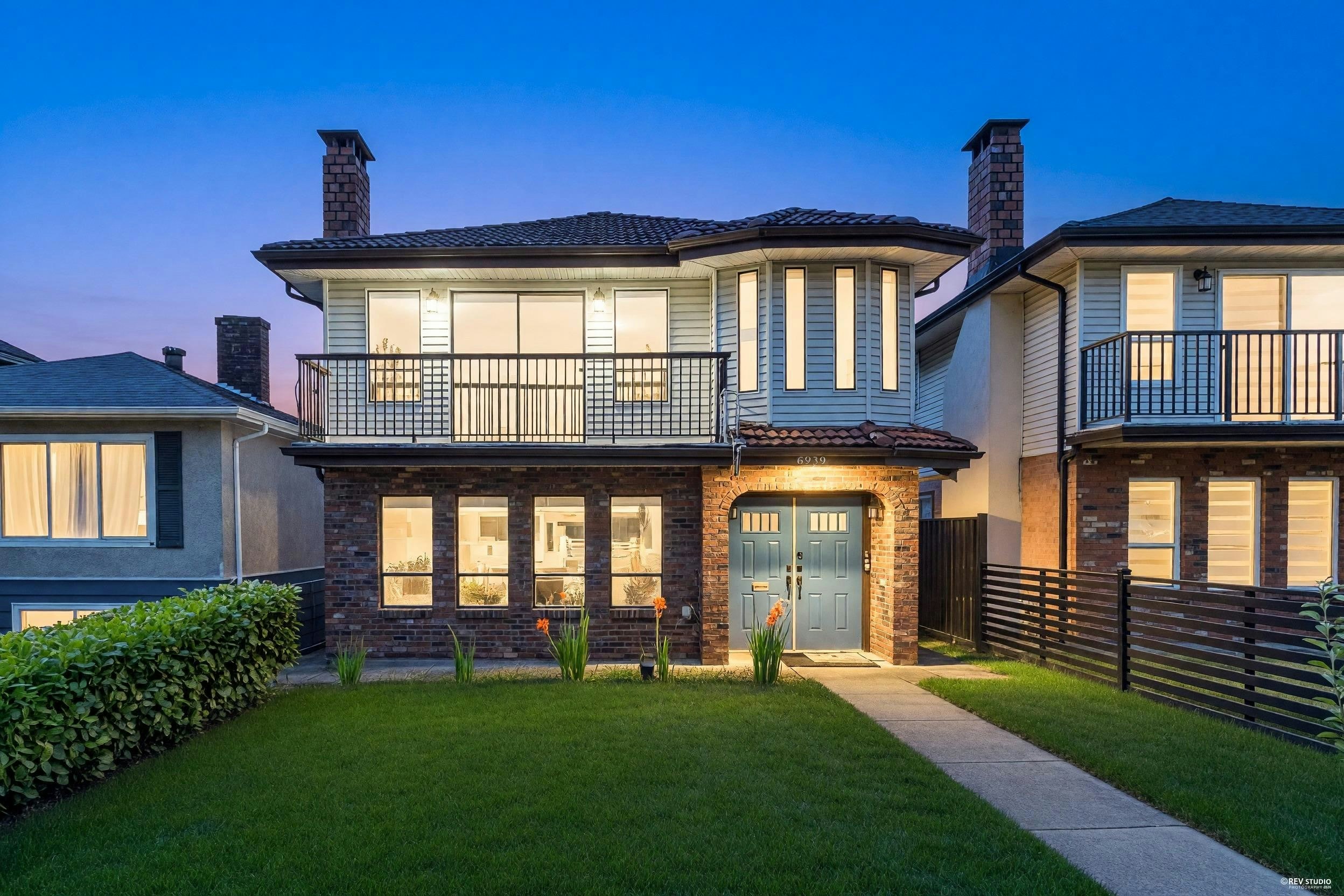6939 Dumfries Street, Vancouver, BC, V5P 3C1