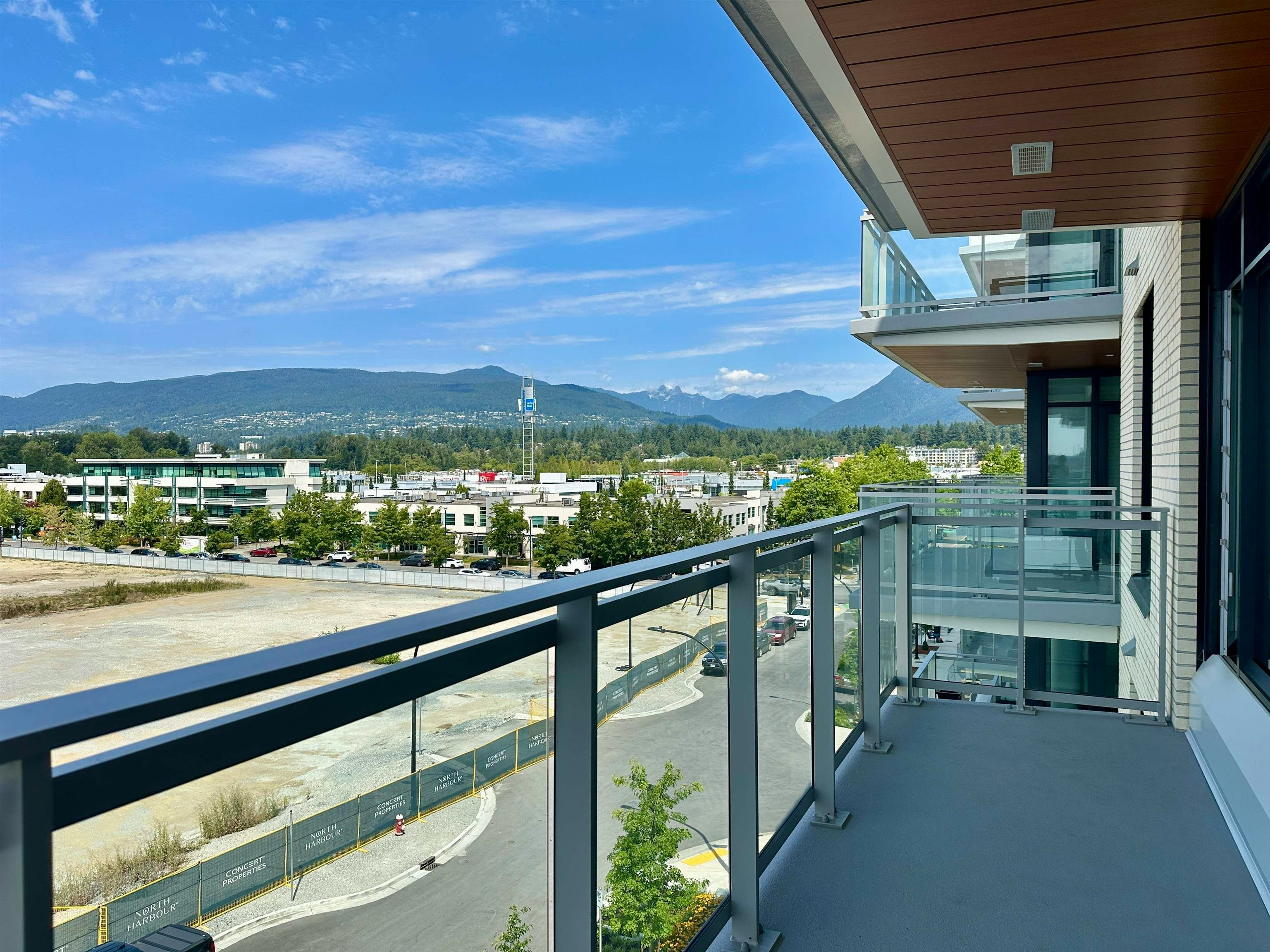 510-785 Harbour Way, North Vancouver, BC, V7P 0G3 - 5