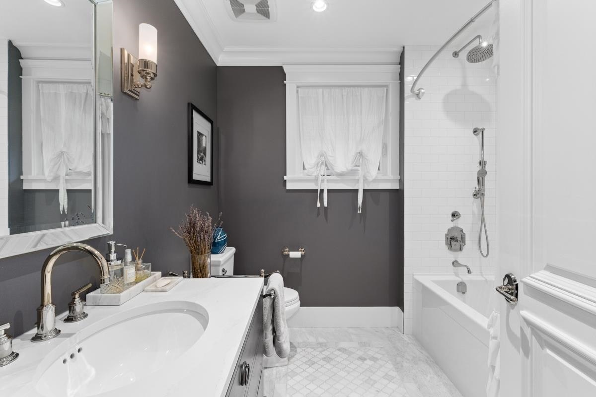 3095 W 5th Avenue, Vancouver, BC, V6K 1T8 - 22