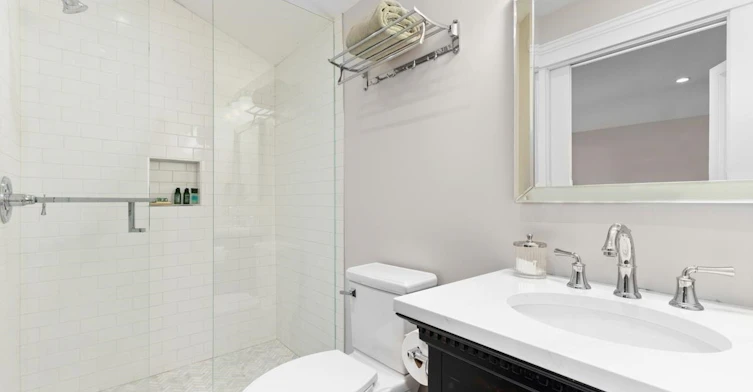 3095 W 5th Avenue, Vancouver, BC, V6K 1T8 - 25