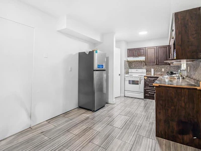 6848 135 Avenue - 5